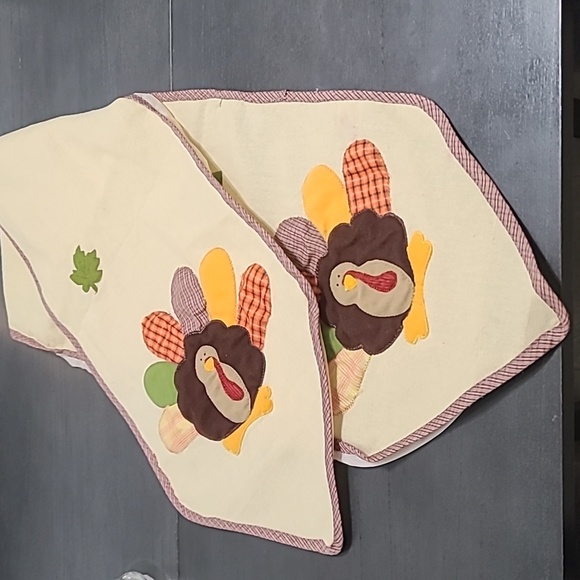 Turkey table runner - Picture 3 of 4